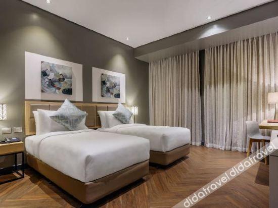 Summit Hotel Greenhills Кесон Сити Екстериор снимка