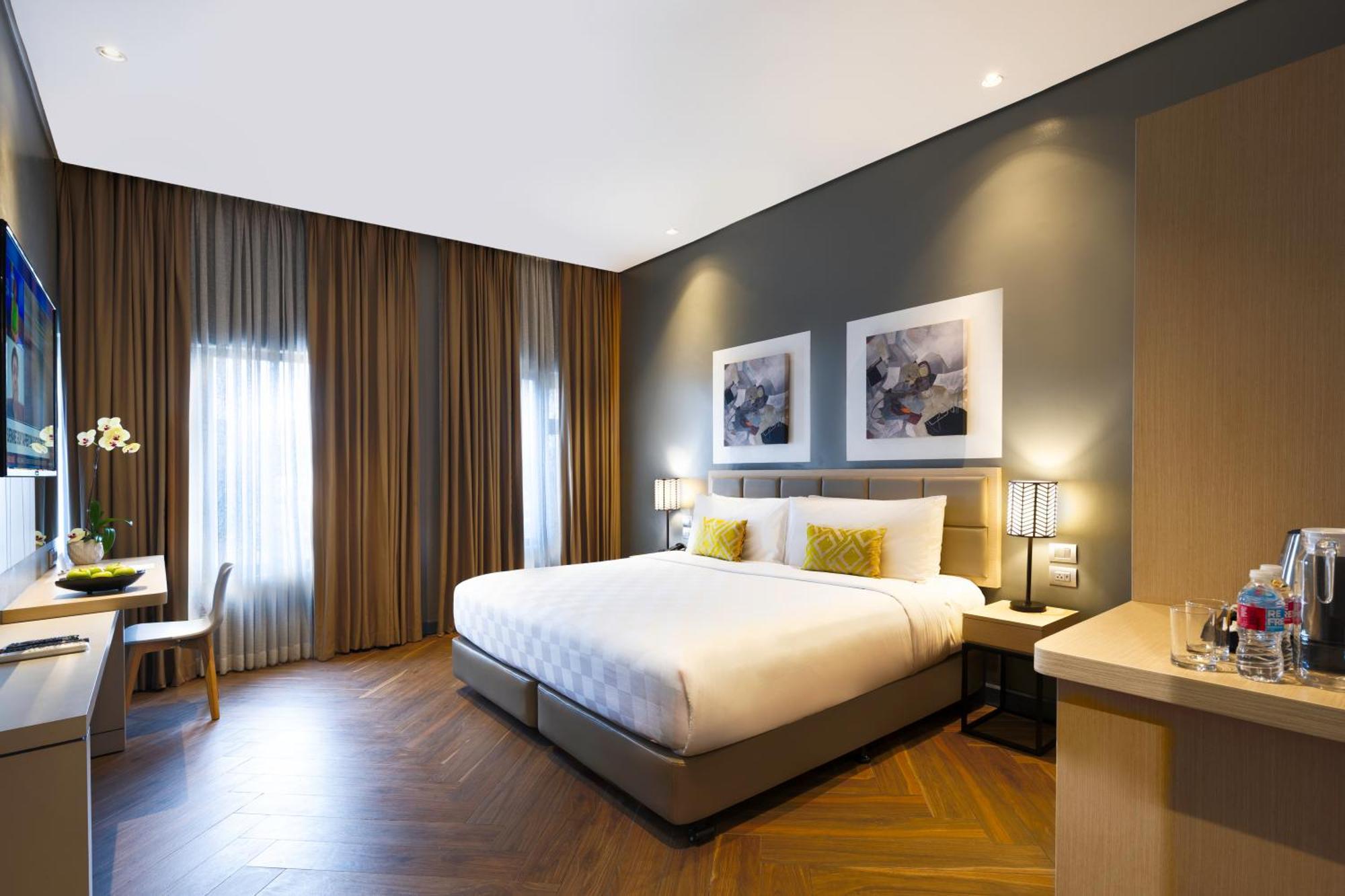 Summit Hotel Greenhills Кесон Сити Екстериор снимка