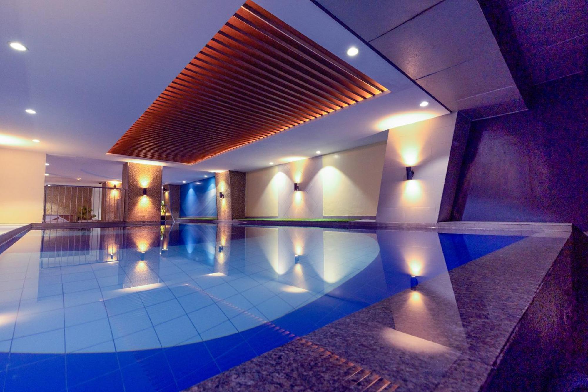 Summit Hotel Greenhills Кесон Сити Екстериор снимка