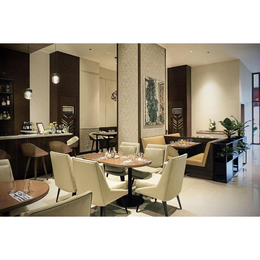 Summit Hotel Greenhills Кесон Сити Екстериор снимка