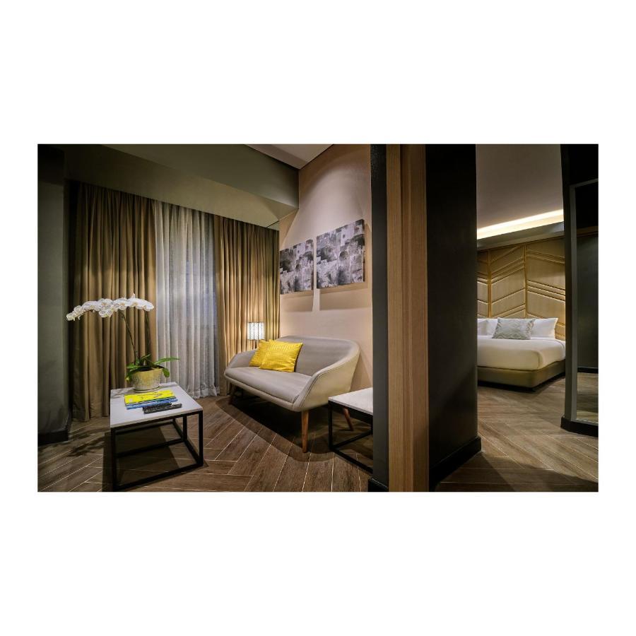 Summit Hotel Greenhills Кесон Сити Екстериор снимка