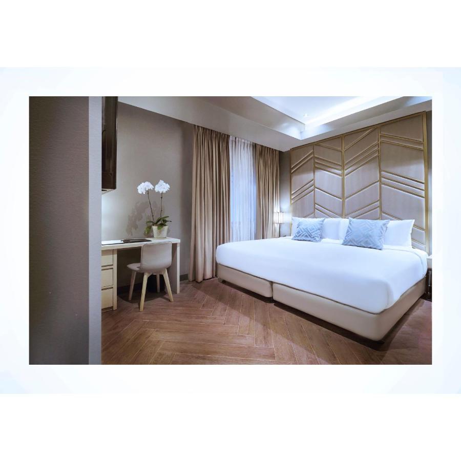 Summit Hotel Greenhills Кесон Сити Екстериор снимка