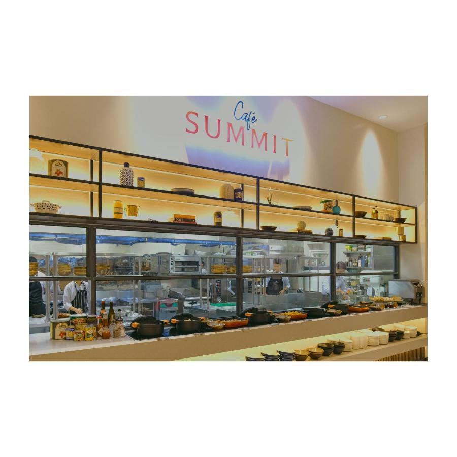 Summit Hotel Greenhills Кесон Сити Екстериор снимка