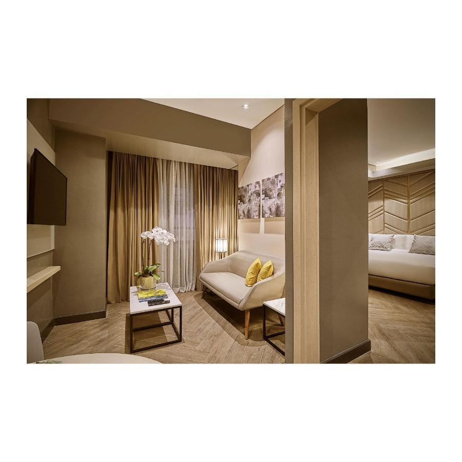 Summit Hotel Greenhills Кесон Сити Екстериор снимка